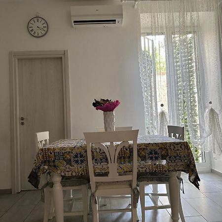 شقة La Casa Di Patti نابولي المظهر الخارجي الصورة